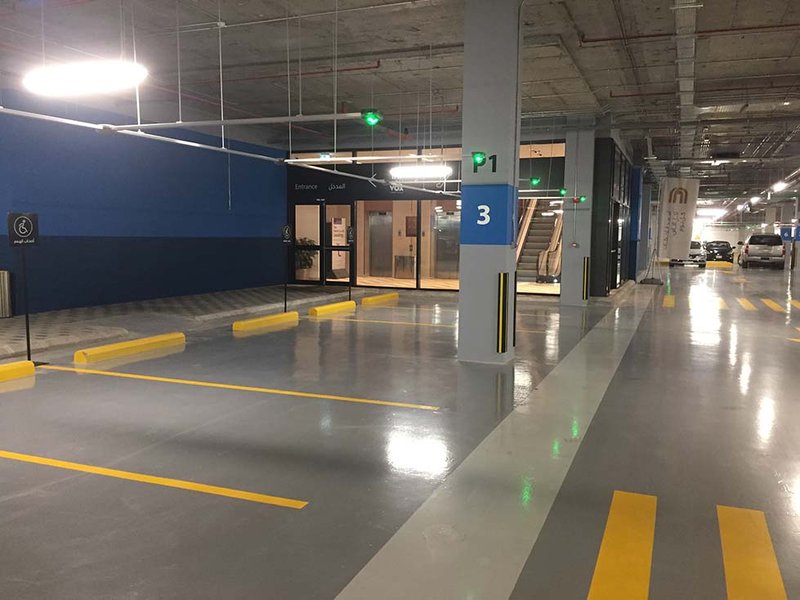 ParkHelp: green bay lights at entry